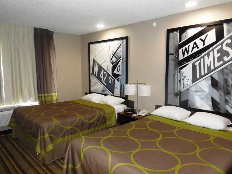 Super 8 By Wyndham Jamaica North Conduit Hotel New York Bagian luar foto